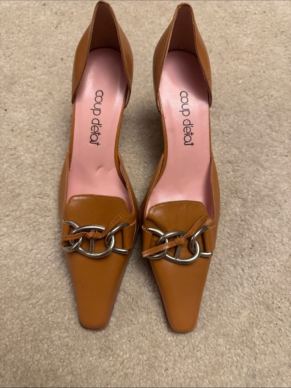 Coup D'état Tan Leather Chain-Accent Pointed Flats